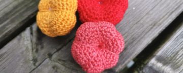 Mini pompoentjes haken voor een herfstkrans
