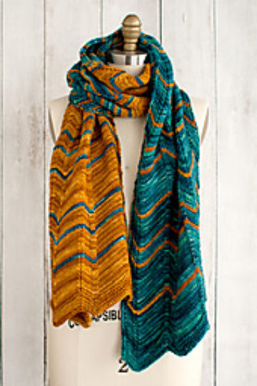 Shawl breien met wol van Manos del Uruguay