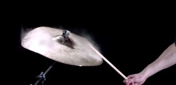 Drums in slowmotion (VIDEO)