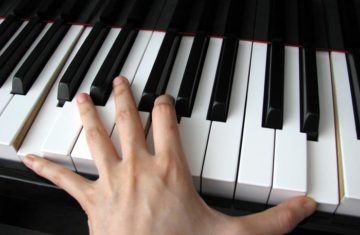 Fouten maken met pianospelen