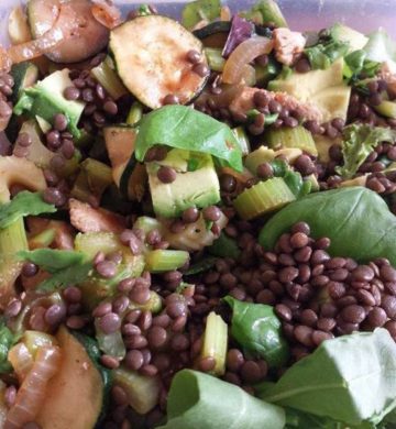 Linzensalade met kip