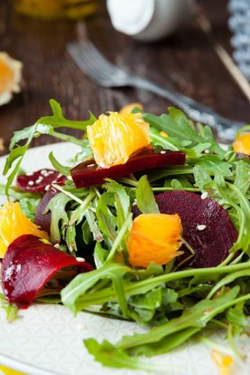 Salade met bieten, feta en sinaasappel